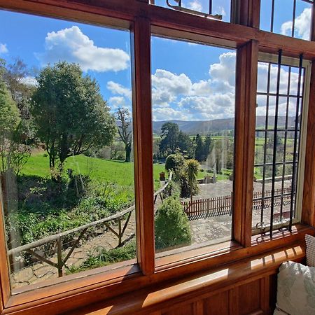 Luxury Bed And Breakfast At Bossington Hall In Exmoor, Somerset ポーロック エクステリア 写真