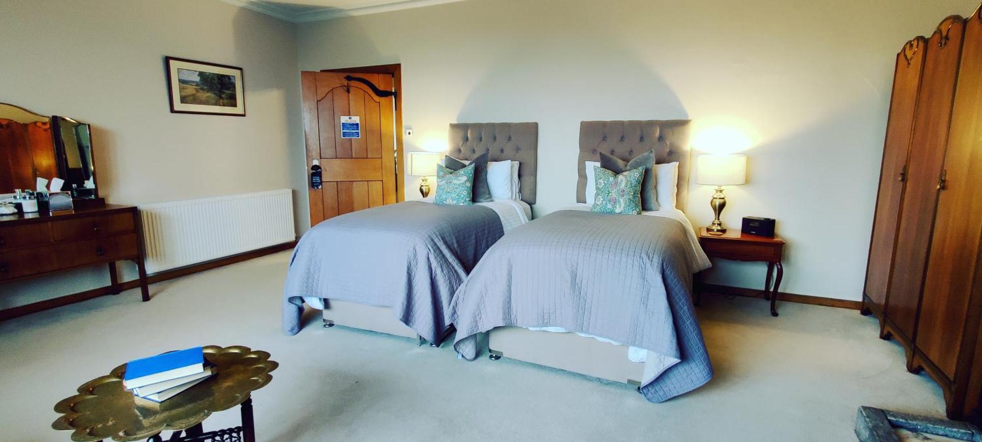 Luxury Bed And Breakfast At Bossington Hall In Exmoor, Somerset ポーロック 部屋 写真