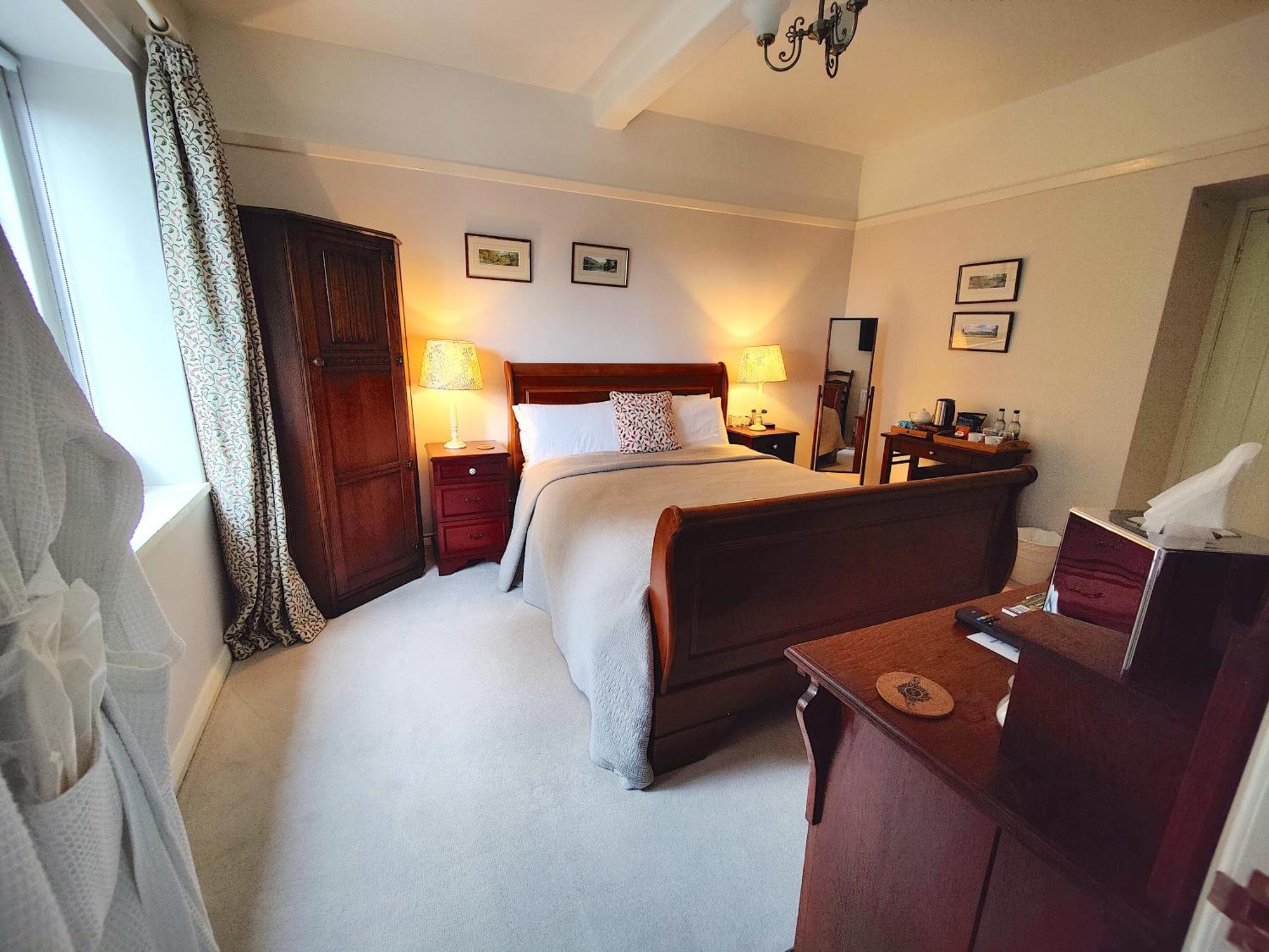 Luxury Bed And Breakfast At Bossington Hall In Exmoor, Somerset ポーロック 部屋 写真